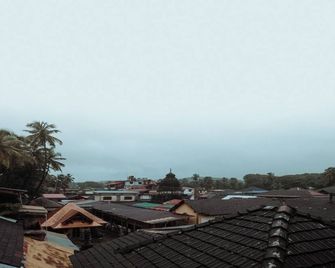 Aisiri Guest House Rooms - Gokarna - Building