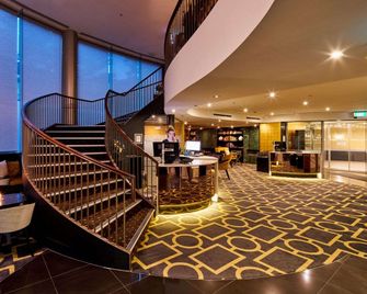 Bolton Hotel - Wellington - Lobby