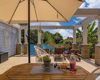 Wonderful villa for 4 guests with A/C, private pool, WIFI, TV, terrace and pets allowed - Kastav - Patio