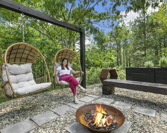 Candlewick Inn - Eureka Springs - Patio