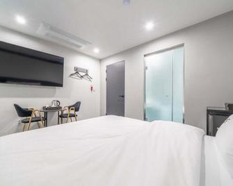 Hotel Maru Danyang Branch - Condado de Danyang - Habitación