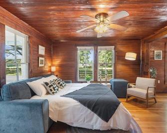 Sweetwater on the Range - New Reno Farm Getaway - High Springs - Habitación