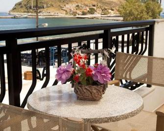 Filoxenia Hotel Monemvasia - Monemvasia - Balkon