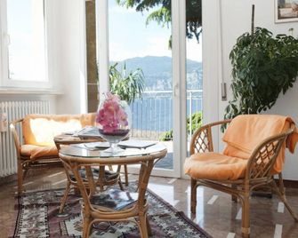 Hotel Casa Marinella - מלצ'זינה - סלון