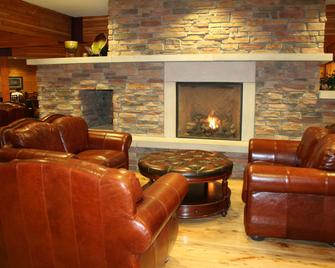 Norfolk Lodge & Suites, Ascend Hotel Collection - Norfolk - Lobby
