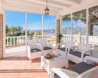 Cortijo La Jirafa Torrox by Ruralidays - Torrox - Balkón