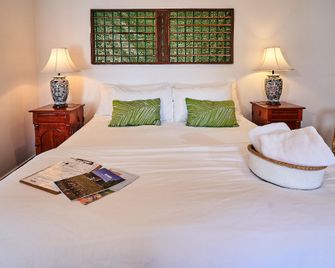 The Bronte Boutique Hotel - Morpeth - Bedroom