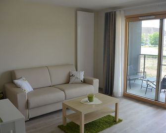 Airport Club Hotel - Blotzheim - Sala de estar