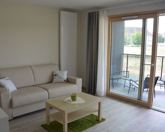 Airport Club Hotel - Blotzheim - Sala de estar