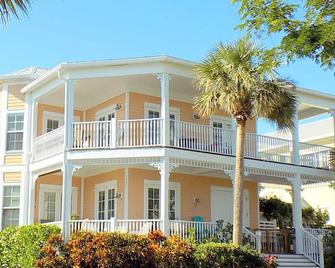 Truly Oceanfront-Panoramicoceanviews-Wraparounddecks-Quietlocation-Availableslip - Islamorada - Gebouw