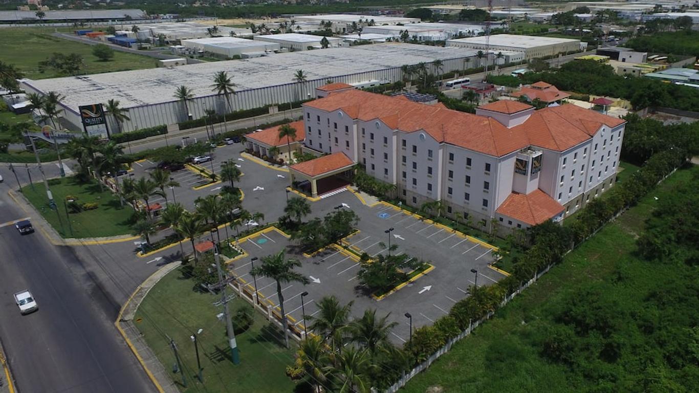 Quality Hotel Real Aeropuerto Santo Domingo