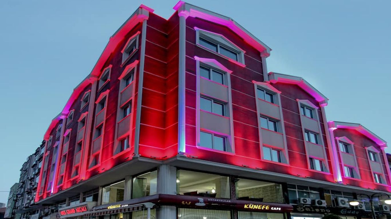 Grand Akcali Hotel