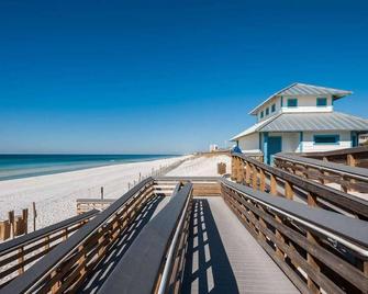 Sandprints D11 - Destin - Balcony