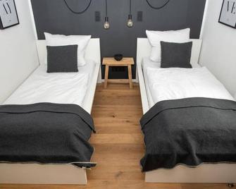 Peterlhaus - Gstadt am Chiemsee - Bedroom