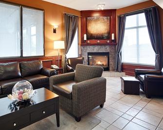 Best Western Strathmore Inn - Strathmore - Living room