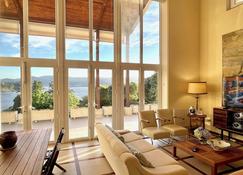 The Cliffs - A Pedrinha - Viveiro - Living room