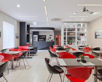 Pula City Center Accommodation - Pula - Restaurante