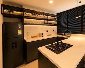 Apartamentos Hem - Medellín - Phòng bếp