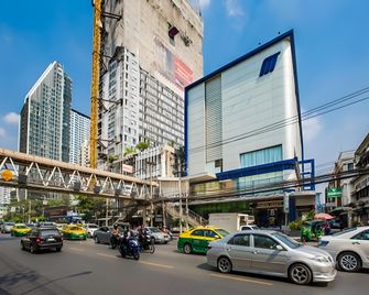 Metro Resort Pratunam - Bangkok - Byggnad