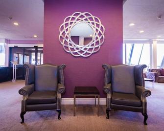 Dalmeny Hotel - Lytham St. Annes - Lounge