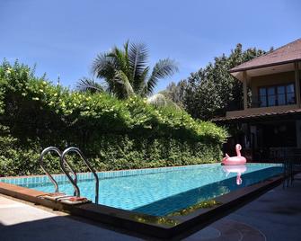 San Pita Resort - Ko Lipe - Pool