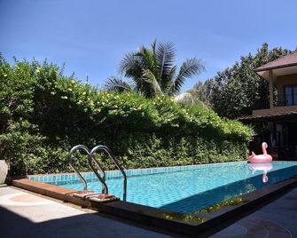 San Pita Resort - Ko Lipe - Bể bơi