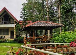 Family Villa beside Seagull Mountain Resort - Marilog District - Edificio