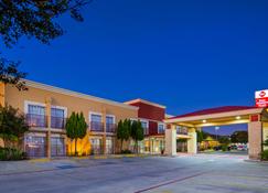 Best Western Plus Atrium Inn - Schertz - Gebouw