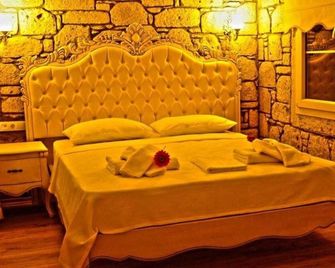Alacati Lucky Angel Hotel - Alacati - Habitación