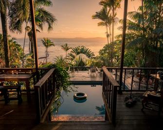 Bambuda Lodge - Isla Solarte - Balcony