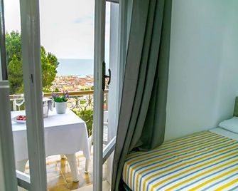 Primo Sole - Cupra Marittima - Балкон