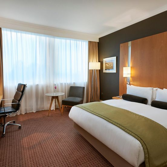Crowne Plaza London - Ealing By IHG image 1