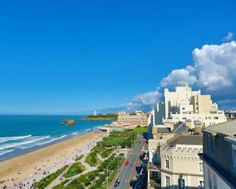 Hôtel Le Windsor Biarritz - Biarritz - Spiaggia