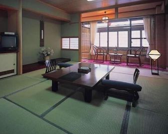 Gero Onsen Gero Royal Hotel Miyabitei - Gero - Їдальня