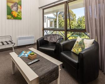Asure Explorer Motel & Apartments - Te Anau - Sala de estar