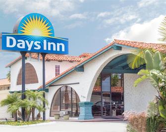 Sunset Inn - Costa Mesa - Building