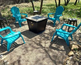 Austin Cabin - Austin - Patio