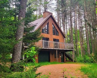 Climate Haven, For Sale! Rent first to see if it's your dream property. - Paul Smiths - Building