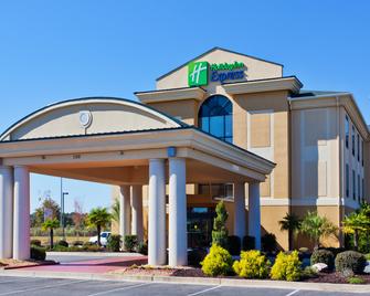 Holiday Inn Express Hotel & Suites Cordele North - Cordele - Building