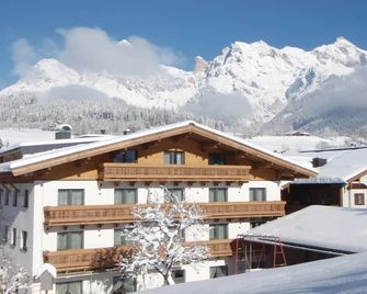 Pension Pinzgauer Hof - Maria Alm am Steinernen Meer - Building