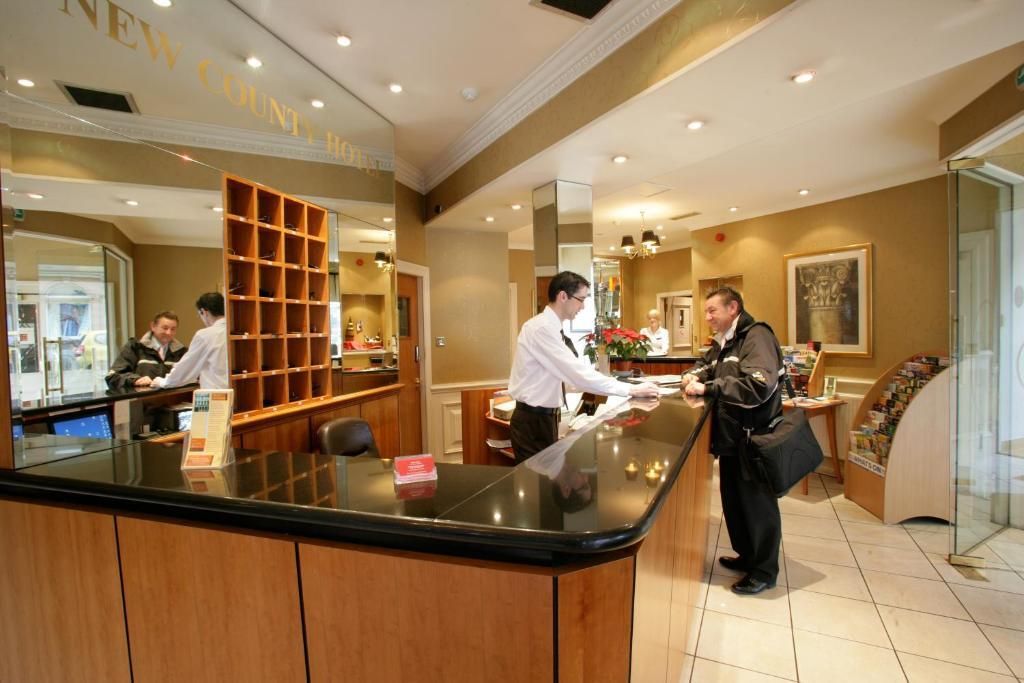 نيو كاونتي هوتل - بيرث