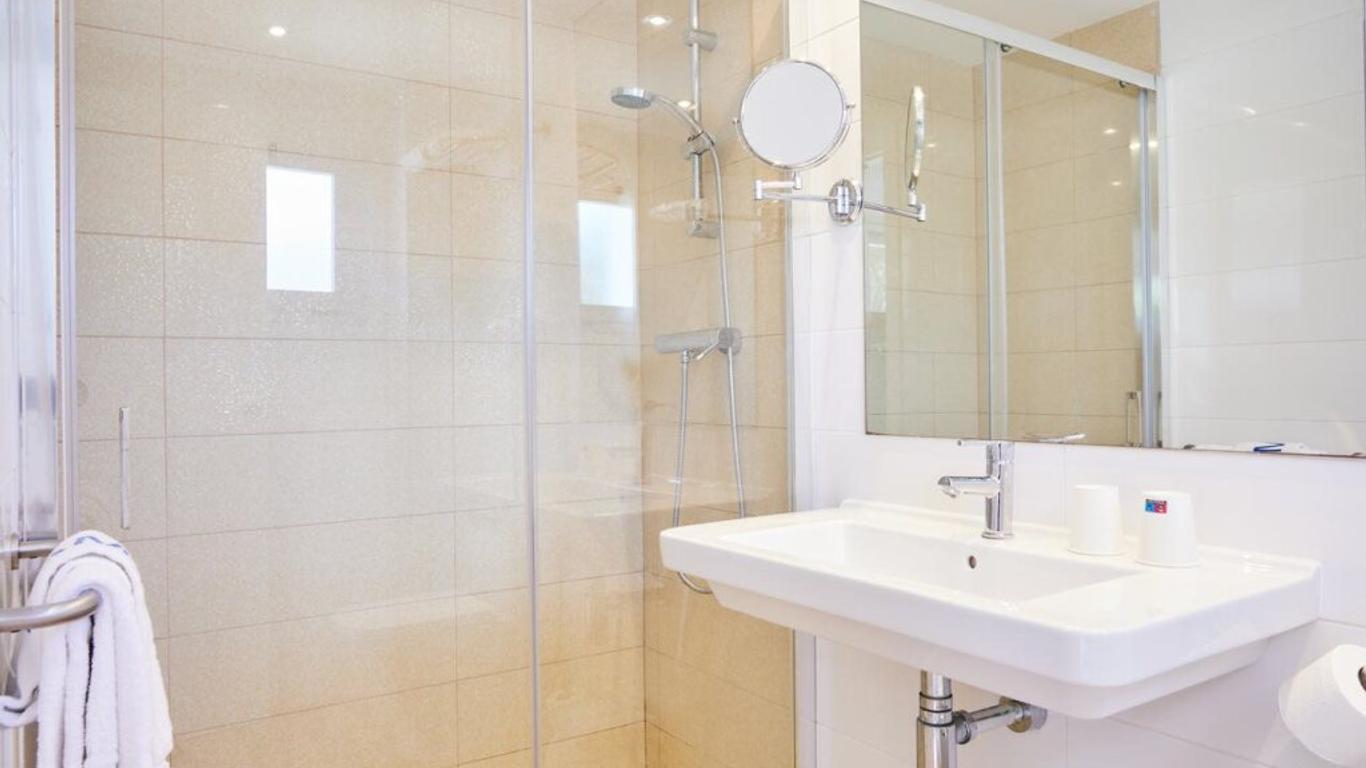 Hostal Gami Adults Only