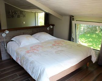 Moulin Pont Vieux Chambres d'hôtes - Mortagne-sur-Sèvre - Chambre