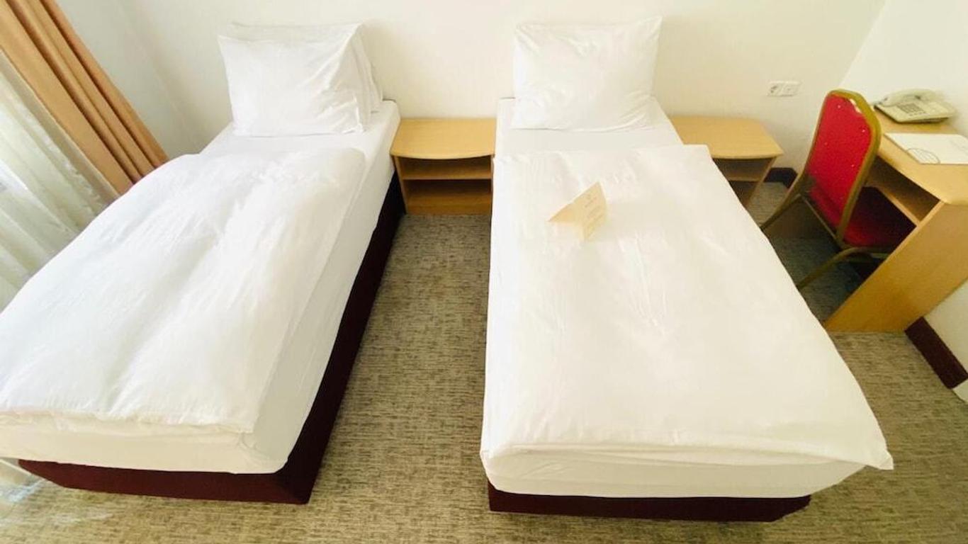 Hotel Slavonija