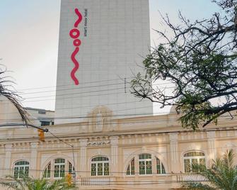 Hotel Moov Porto Alegre - Porto Alegre - Gebäude