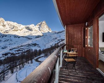 Cervinia - Ski in Ski out apartment, mountain views, Smart tv & Wifi - Erza Due - Breuil-Cervinia - Balcony