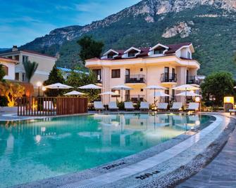 Ata Lagoon Beach Hotel - Ölüdeniz - Pool
