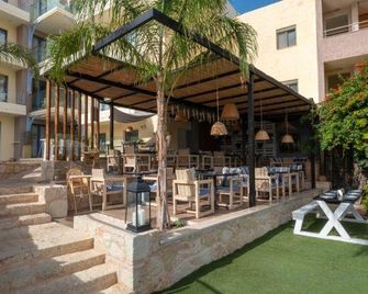 Casa Orama Boutique Hotel - Hersonissos - Patio