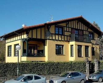 Hotel Restaurante Aldama - Amurrio - Building
