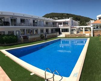 Apartamentos Cana Sofía - Santa Eulària des Riu - Pool
